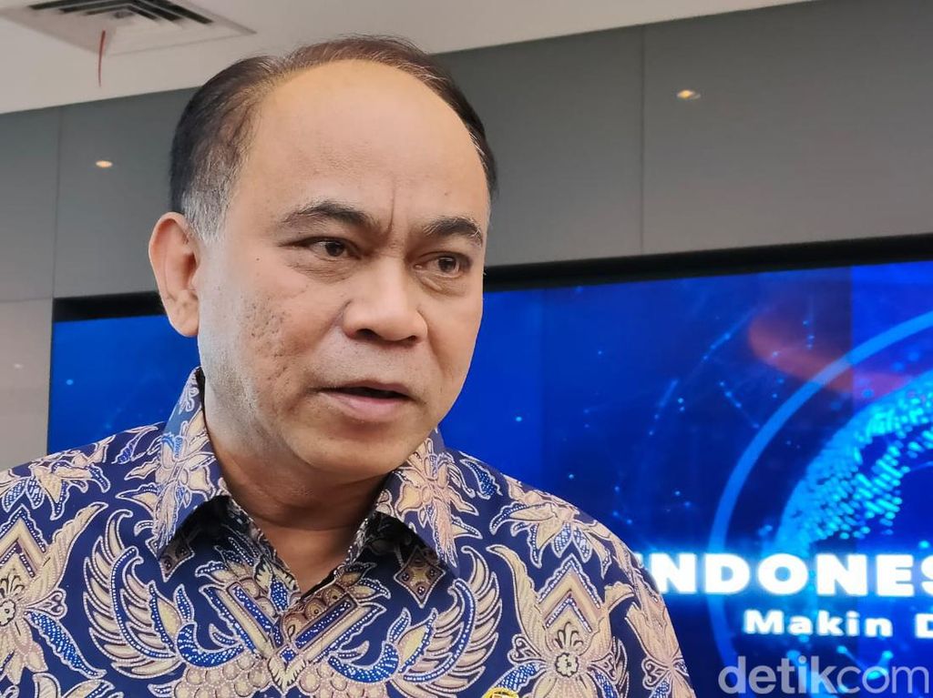 BeritaMega4D - Menteri Komunikasi dan Informatika (Menkominfo) Budi Arie Setiadi memberikan peringatan keras kepada Manajemen Meta di Indonesia untuk segera membersihkan konten judi slot online di platform mereka.