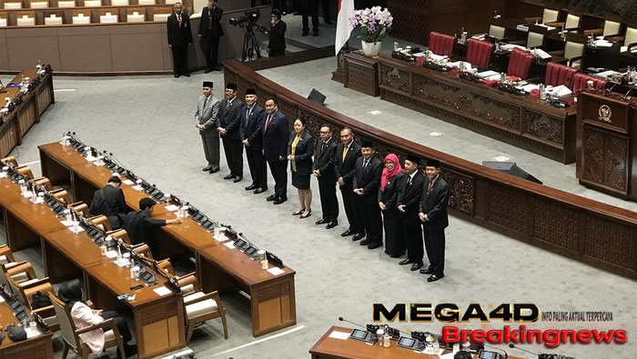 DPR Setujui 7 Hakim Agung dan Hakim Ad Hoc HAM pada MA