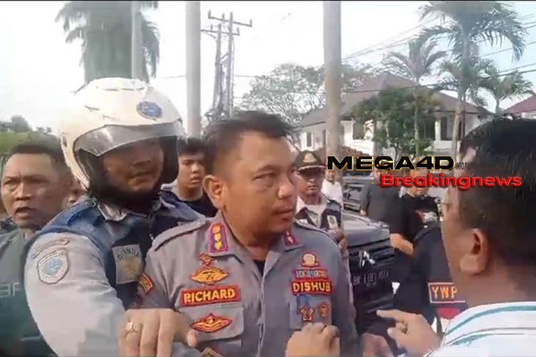 Foto: Tangkapan layar video Dishub Medan cekcok dengan TKD AMIN Sumut