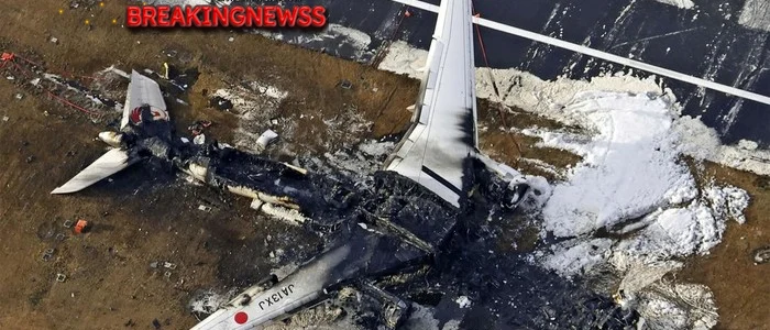 Detik-detik Pesawat Japan Airlines Terbakar Usai Tabrakan di Bandara Haneda