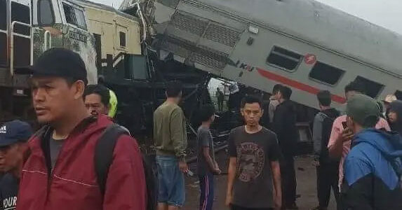 KAI dan KNKT Segera Investigasi Penyebab Kecelakaan Kereta di Cicalengka Bandung