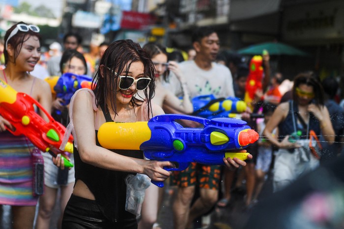 Festival Songkran di Thailand (REUTERS/ATHIT PERAWONGMETHA)