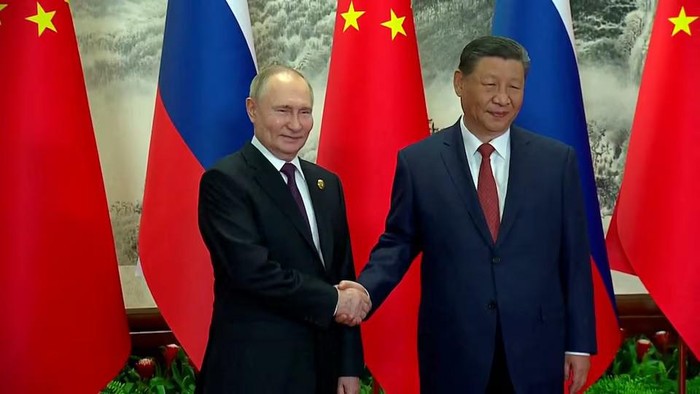 Pertemuan antara Vladimir Putin dengan Xi Jinping di Beijing, China (Kremlin.ru/Handout via REUTERS Purchase Licensing Rights)