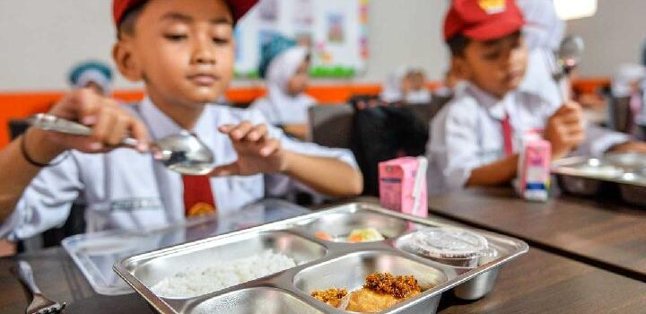 Penerima Makan Gratis Terbatas pada Susu dan Telur, Daun Kelor Jadi Pilihan Baru